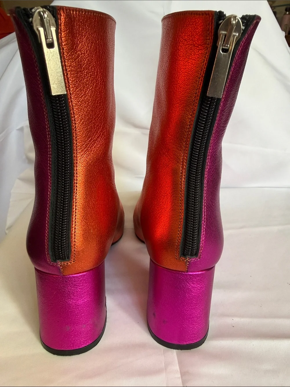 Intentionally Blank Tabitha Metallic Heeled Boot in split Magenta & Orange • 7 - Picture 8 of 8
